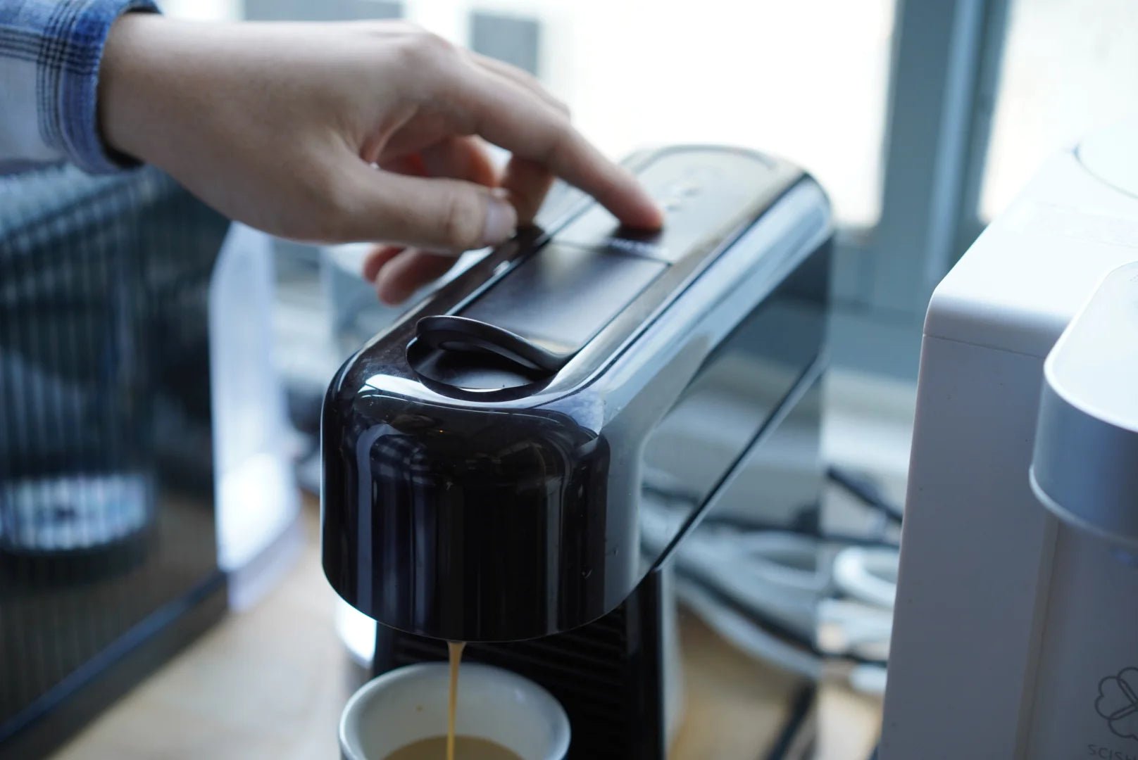 Hold That Button Down: A Guide to Consistent Capsule Brewing - Caramelly
